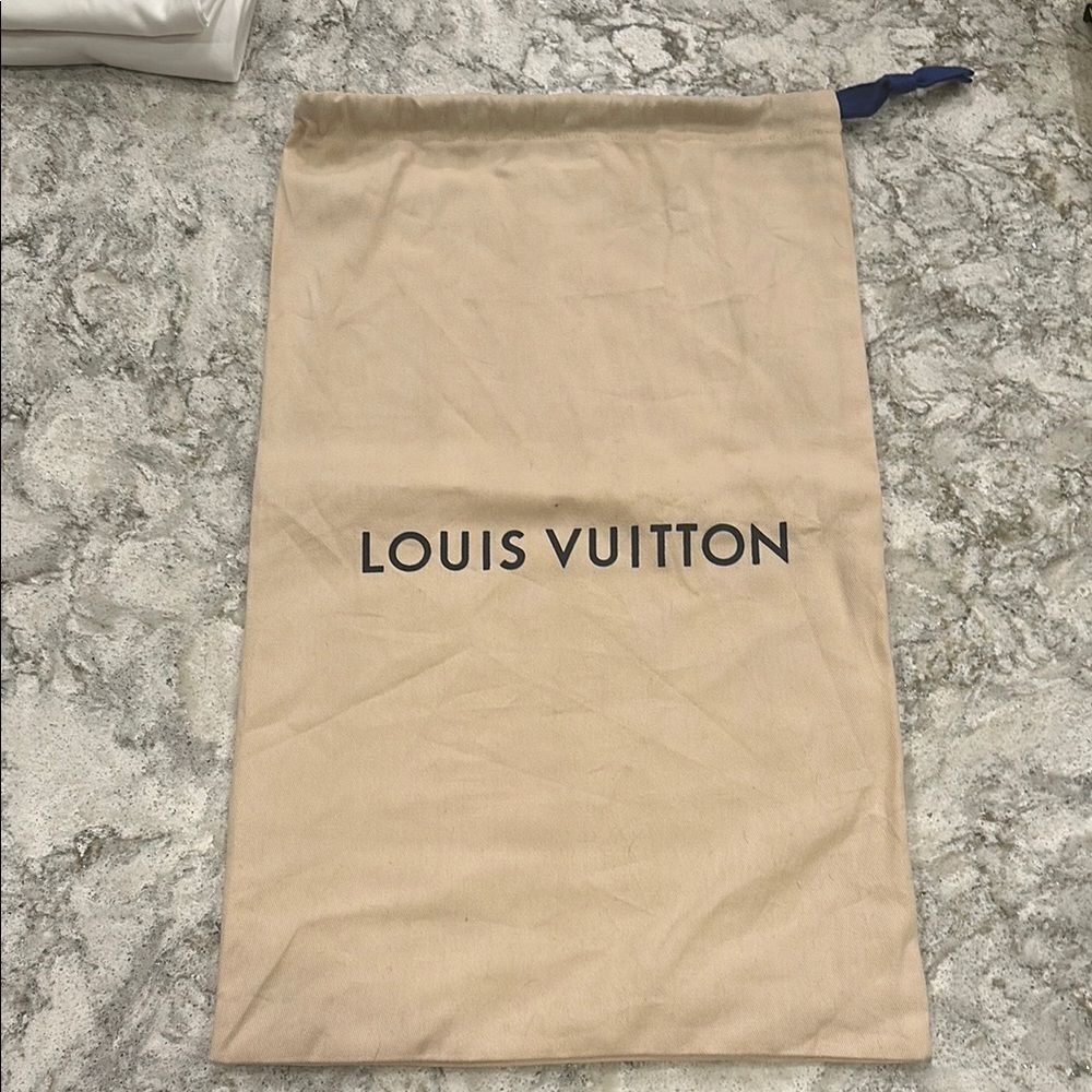 ✨ Louis Vuitton Dust Bag - 19”x11”